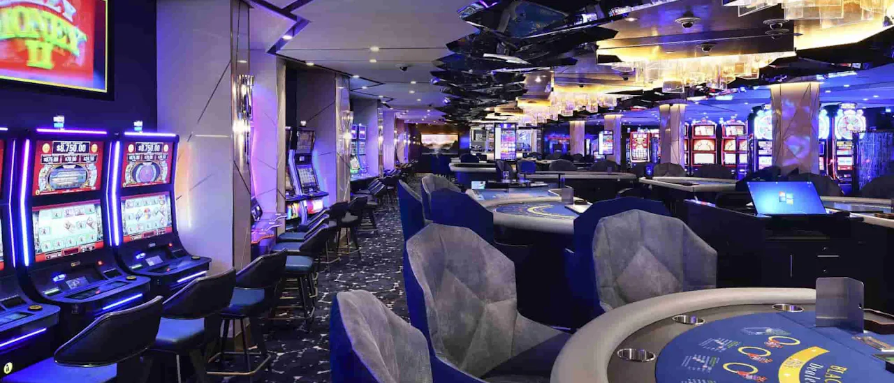 Casino, Celebrity Apex®