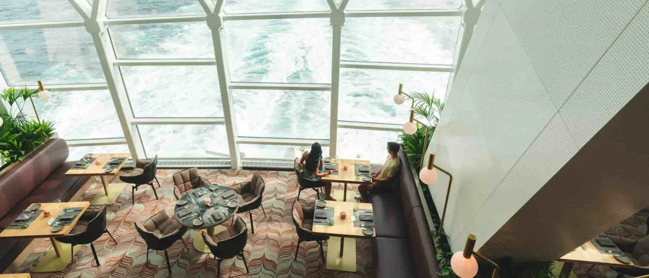 Eden Restaurant, Celebrity Apex®